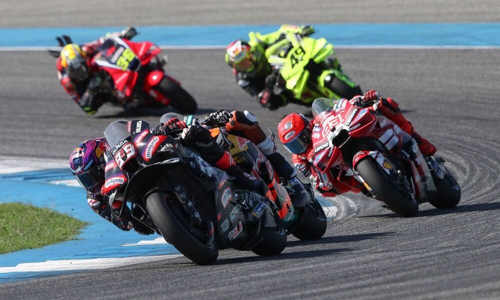 Aprilia Domina Gp Da Tailandia E Ducati Tem Pior Fim De Sema