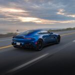 Aston Martin Vantage S O V8 Britanico Atrevido E Refinado Hero Scaled
