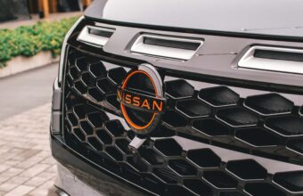 Bilhoes Em Perdas Nissan Aposta Em Reestruturacao E Novos El