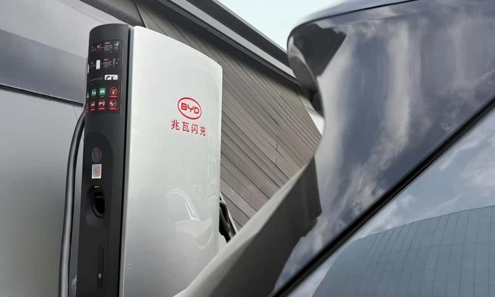BYD Revela Carregadores Megawatt Em T E Anuncia Expansao Est