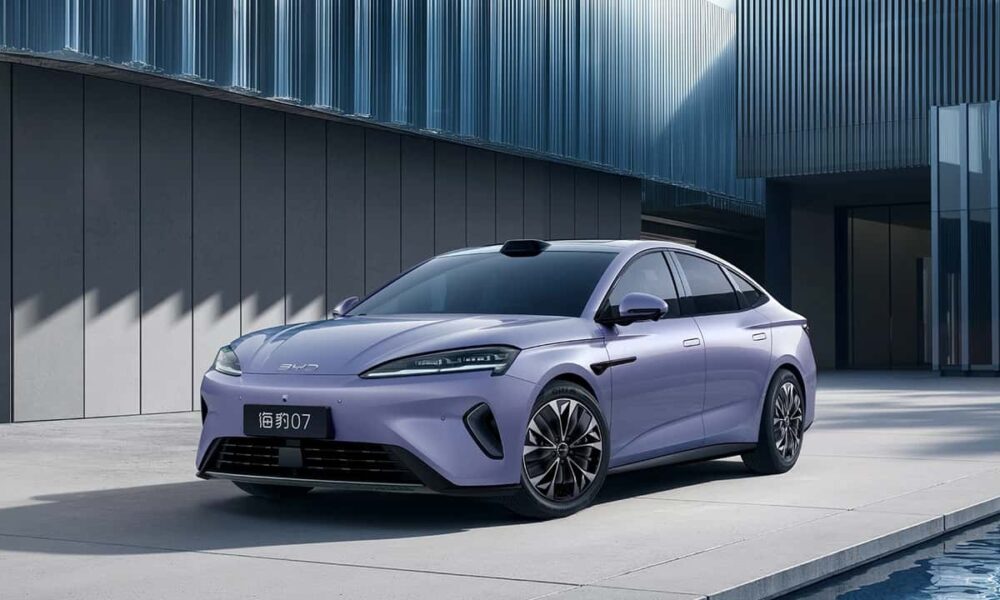 BYD Seal 07 Desafia Tesla Model 3 Com Recarga Flash E Preco Agressivo Na China