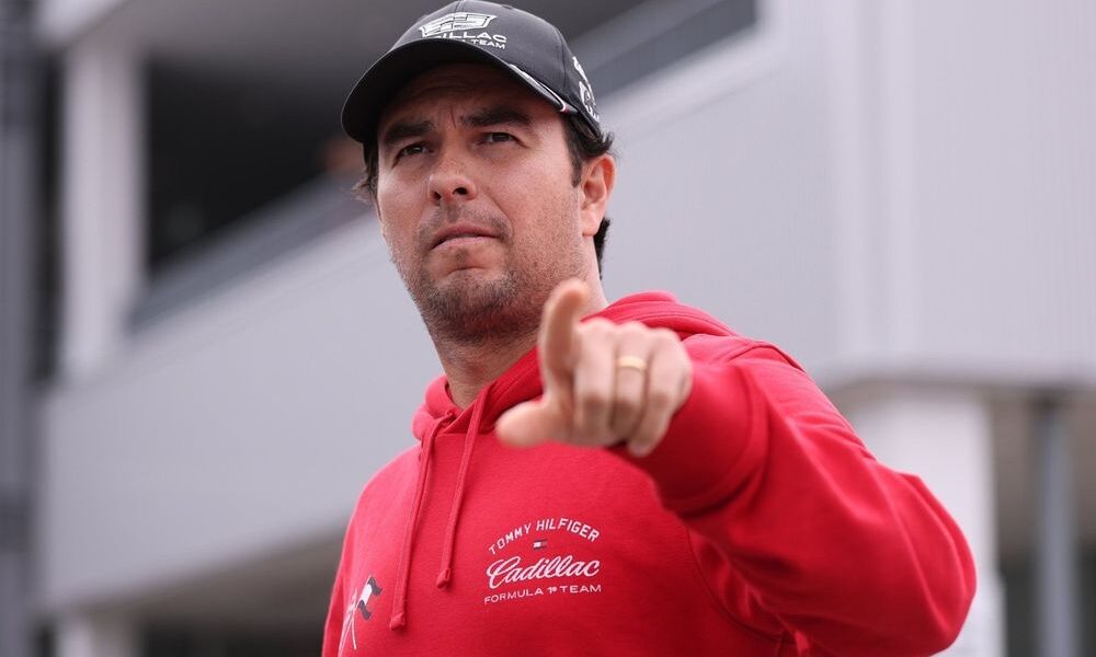 Cadillac F1 Sergio Perez Pede Evolucao Estrei Fevereiro