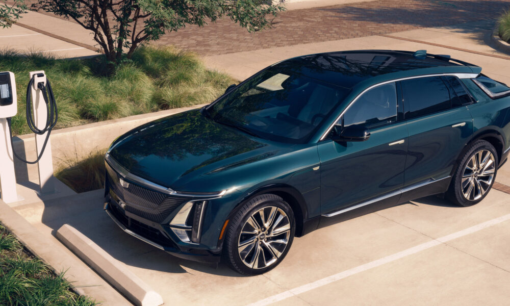 Cadillac Lyriq Bateria Falha Prende Bebe 30 Minutos