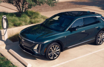Cadillac Lyriq Bateria Falha Prende Bebe 30 Minutos