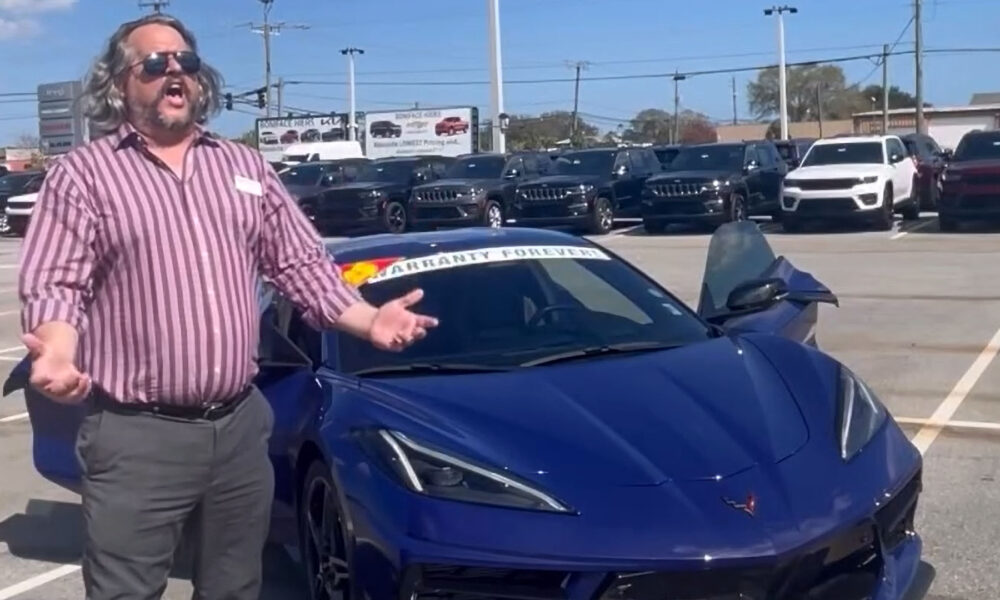 Cantor De Opera Vira Sensacao Viral Anunciando Carros Com Ar