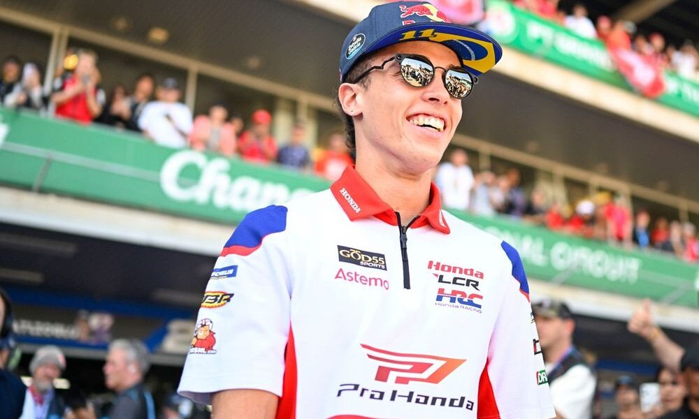 Diogo Moreira Pontua Em Estreia Historica Na MotoGP