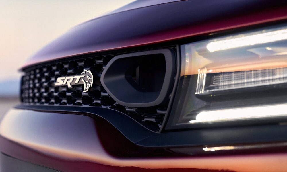 Dodge Charger Rumores Fortes Apontam Retorno Do Motor Hellca