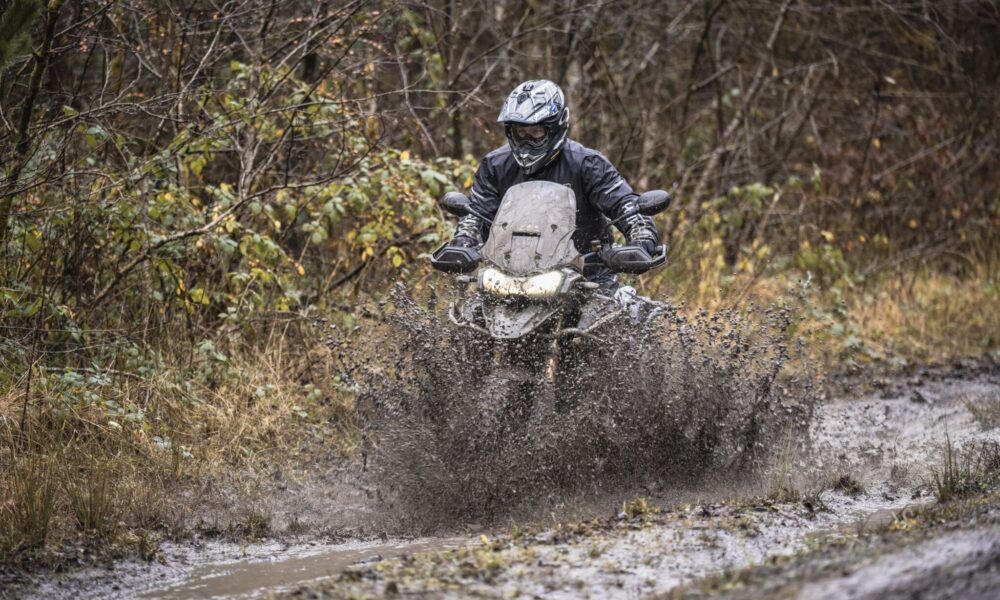 Equipamento De Motociclista Como Limpar E Proteger Sua Seguranca Na Pista