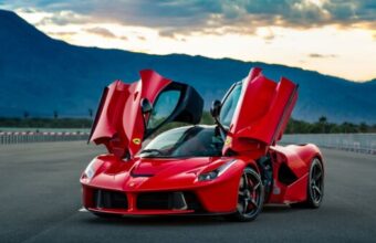 Ferrari Vermelha O Simbolo Maximo Da Marca Italiana