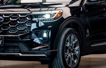 Ford Explorer Exclusivo Para O Papa Leo Xiv Celebra Chicago