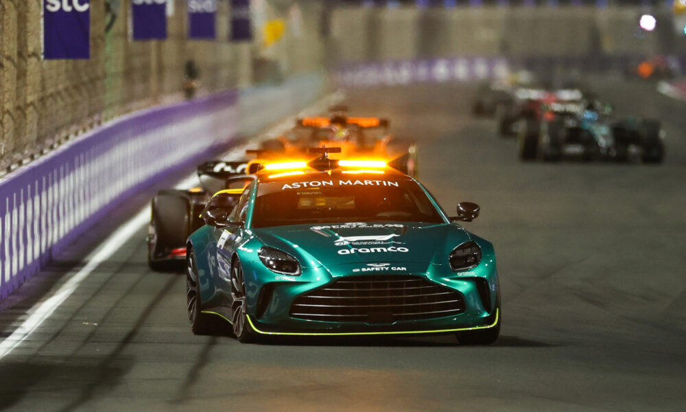 Formula 1 Cancelou Corridas De Abril No Bahrein E Arabia Sau