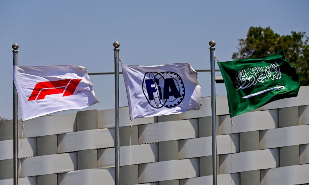 Formula 1 Monitora Cenario Global E Fia Avalia Calendario De