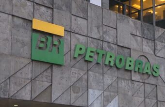 Gasolina Sobe Nos Postos Antes De Anuncio Oficial Da Petrobr