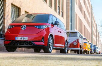 Hanover 70 Anos De Historia E O Futuro Autonomo Da Volkswagen Com Id Buzz
