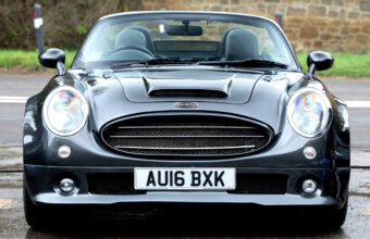 Healy Enigma Roadster Com Alma De Mx 5 E Estilo Classico Tev