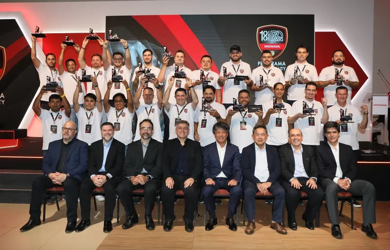 Honda Celebra Excelencia No Pos Venda Com A 18 Edicao Do Bes