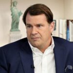 Jim Farley Front Australia Molda Decisao Bili Fevereiro