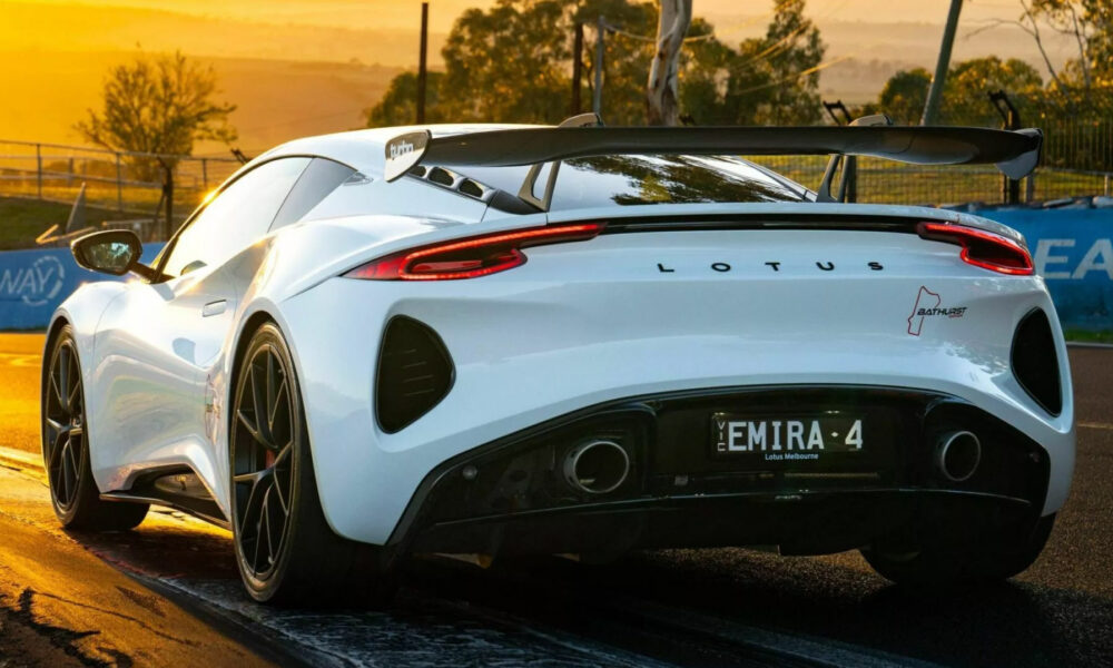 Lotus Emira Turbo Bathurst Edition Performance De Pista Para Poucos