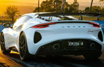 Lotus Emira Turbo Bathurst Edition Performance De Pista Para Poucos