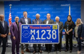 Massachusetts Placa Comemorativa E Loteria De Numeros Histor