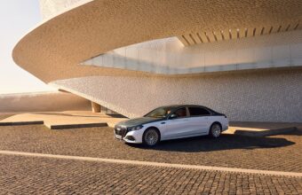 Mercedes Maybach S Class 2027 Luxo Potencia V 8 Aprimorado Hero Scaled