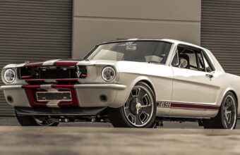 Mustang 1965 Eletrico Um Classico Com 600 Cv E Coracao Tesla