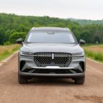 Mx 5 Eletrificado SUV De Luxo Lincoln E Crise Global Agitam