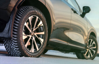 Nokian Hakkapeliitta 01 Pinos Retrateis Automaticos Redefine