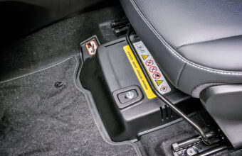 Peugeot Hibrido Leve 12v Durabilidade E Custo Da Bateria Rev Hero Scaled