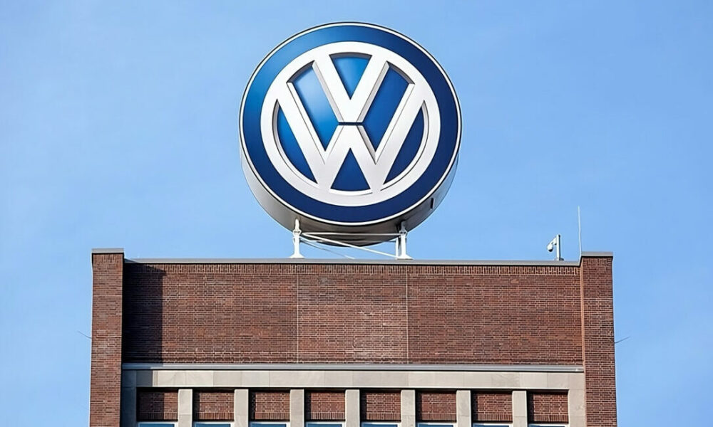 Schafer Warns VW Workers More Cost Cutting Lies Ahead