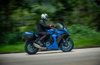 Suzuki Gsx S1000gt 2026 Heranca Esportiva E Conforto Para A