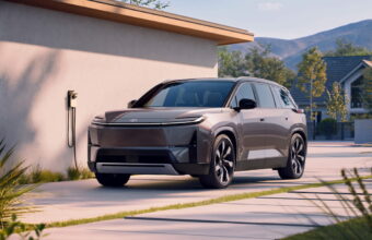 Toyota Acelera Na Eletrificacao Carregamento Domestico E Nov