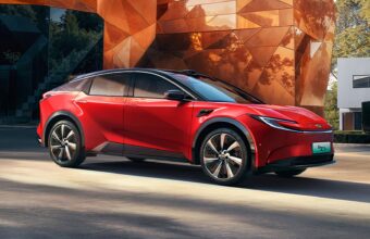 Toyota Mira Bateria De Estado Solido Com 1200 Km De Autonomi