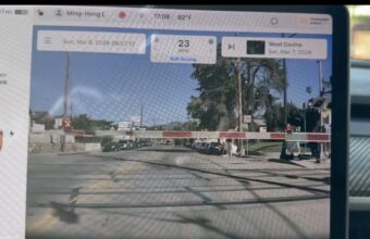 Video Viral Expoe Falha Do Tesla Fsd Em Cruzamento Ferroviar Hero Scaled