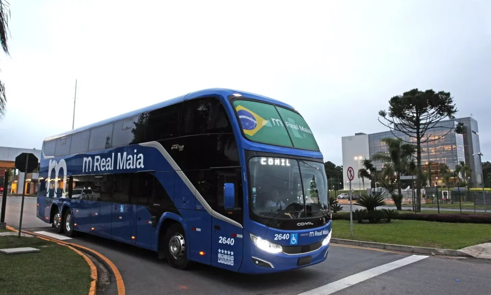 Volvo B460r 6x2 Real Maia Adquire 40 Unidades Com Tecnologia
