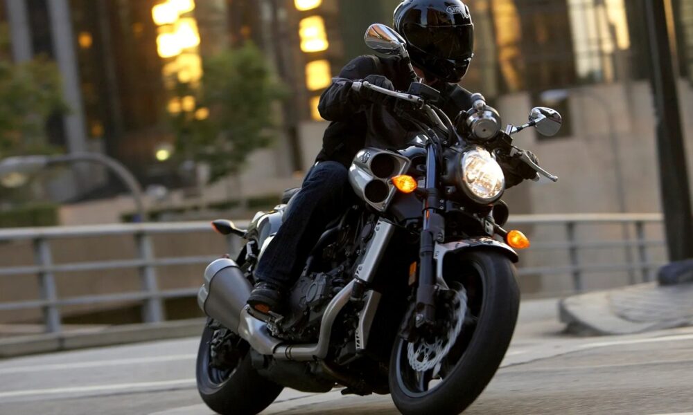 Yamaha V Max A Evolucao Da Muscle Cruiser E O Dilema Do V4